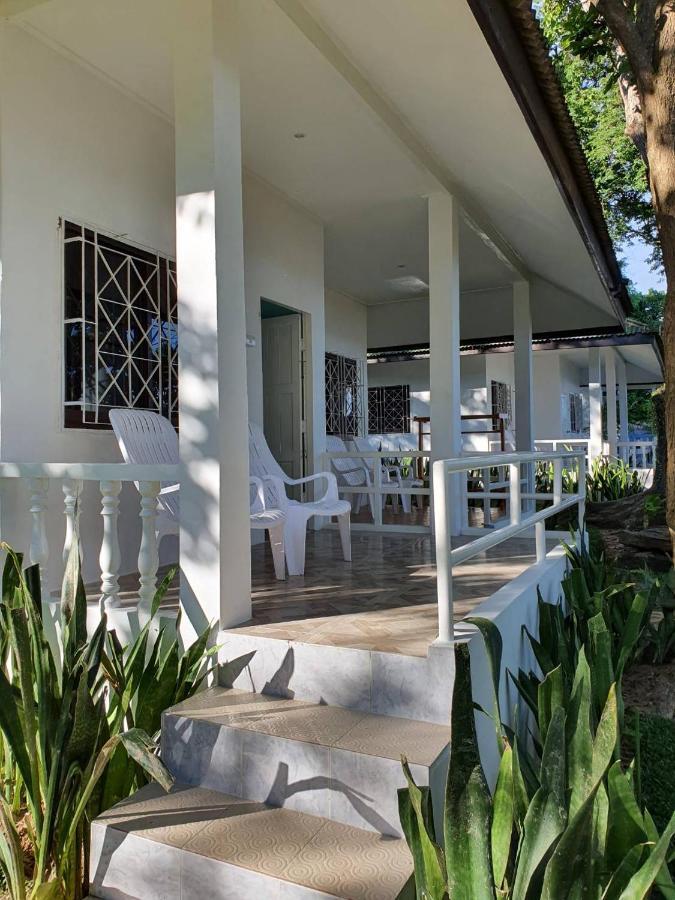 Blue Bay Bungalow Koh Samet Exterior photo